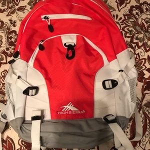 Brand new high Serria book bag